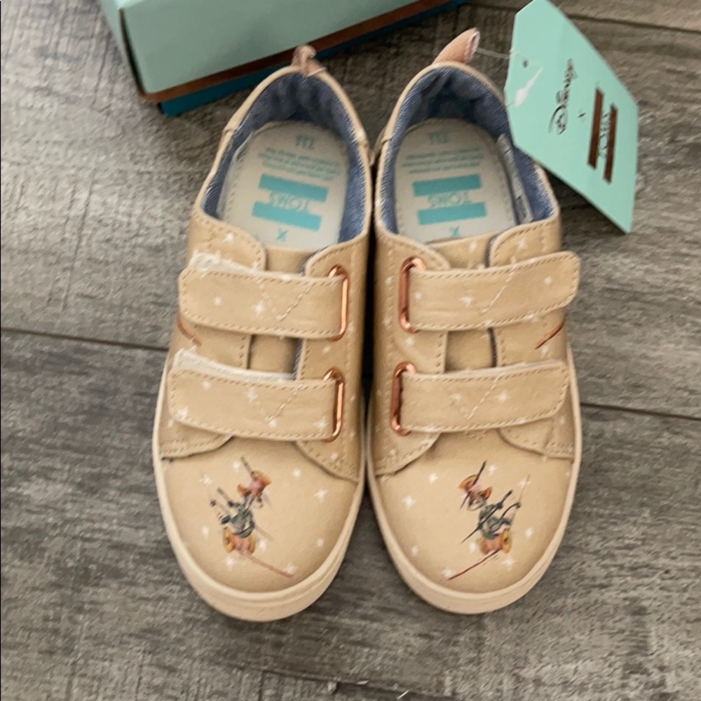 New Disney TOMS Lenny Gus & jac toddler size 11